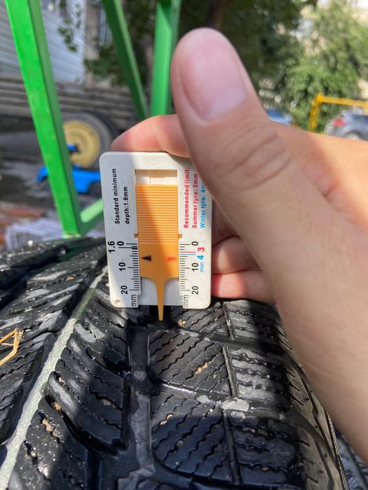 Диск с резиной 215/60/16