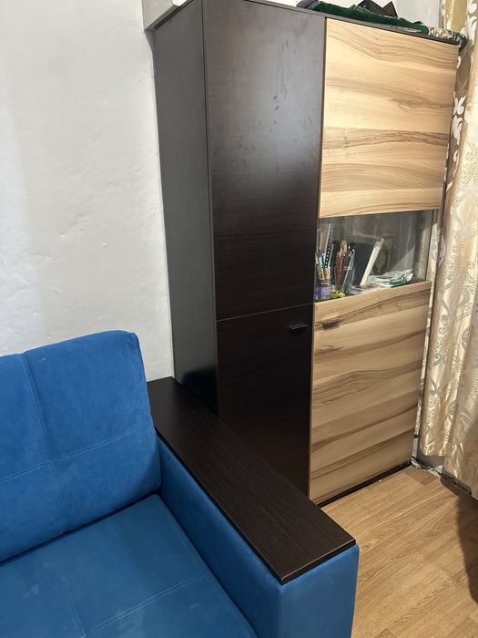 Кровать двухъярусная с диваном , шкафы.