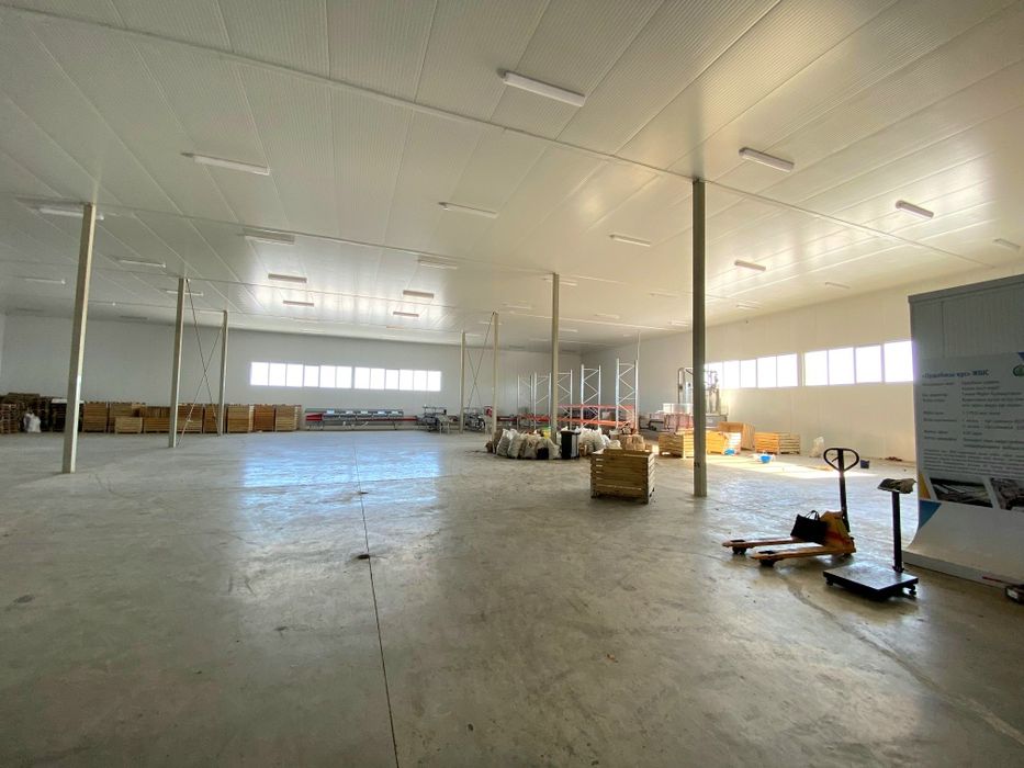 Фруктохранилище действующее.