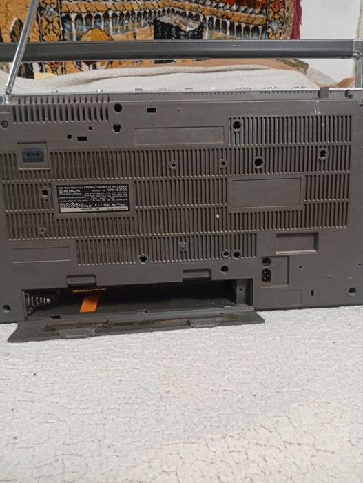 Radio caset Hitachi TRK 8210  Japan