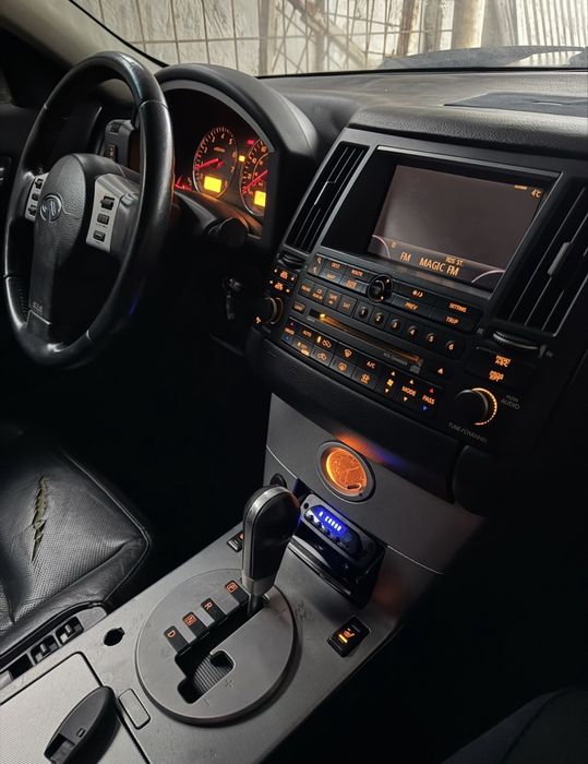 Dezmembrez infiniti fx45 2005