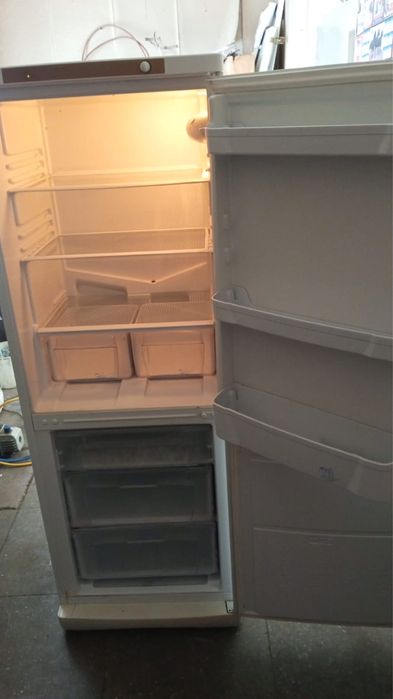 Продам холодильник рабочий