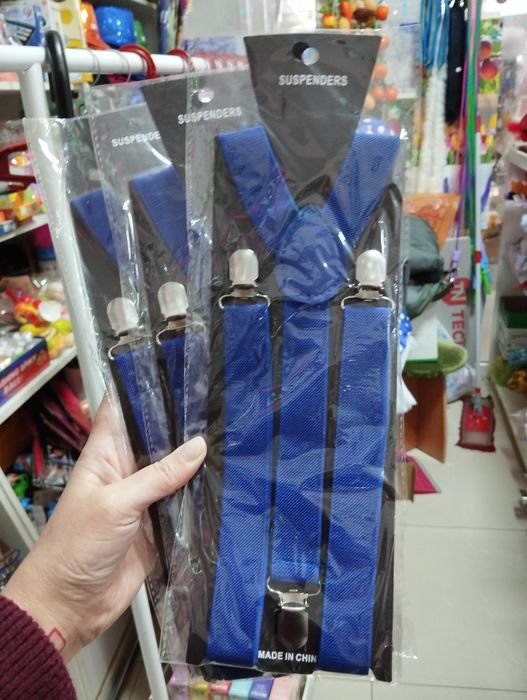 Шляпы, жилетки, галстуки,бабочки