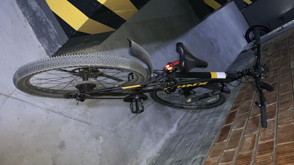 Велосипед TRINX M137 Elite