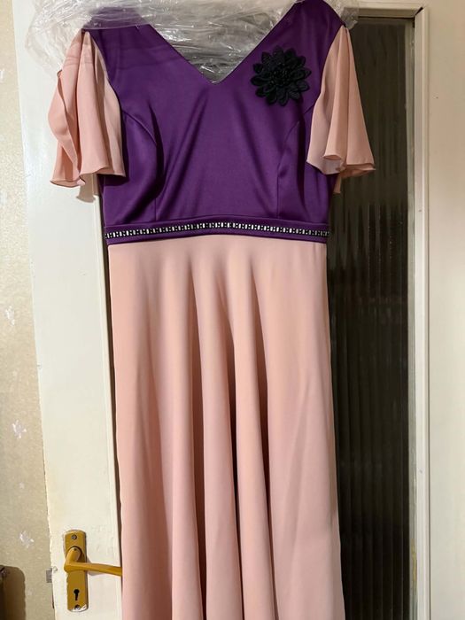Rochie perfecta pentru evenimente