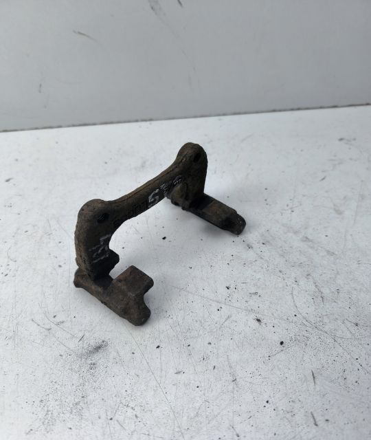 Suport etrier spate stanga Audi A6 4B/C5 (facelift)