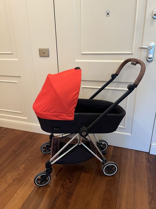Cybex Mios кош за новородено