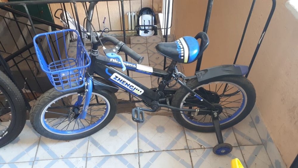 Продам велик срочно