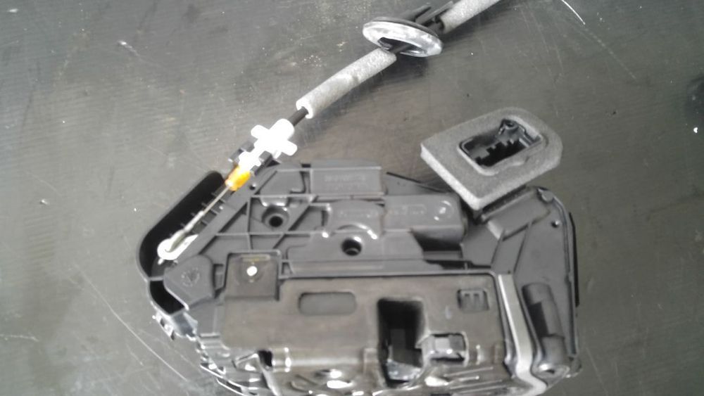 broasca dreapta fata vw t-roc dupa 2017 a6e-5tb837016a