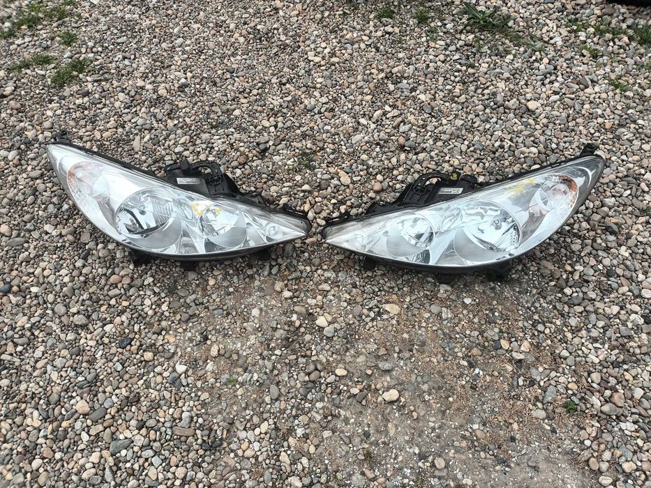 ляв и десен фар за пежо 207 PEUGEOT 207