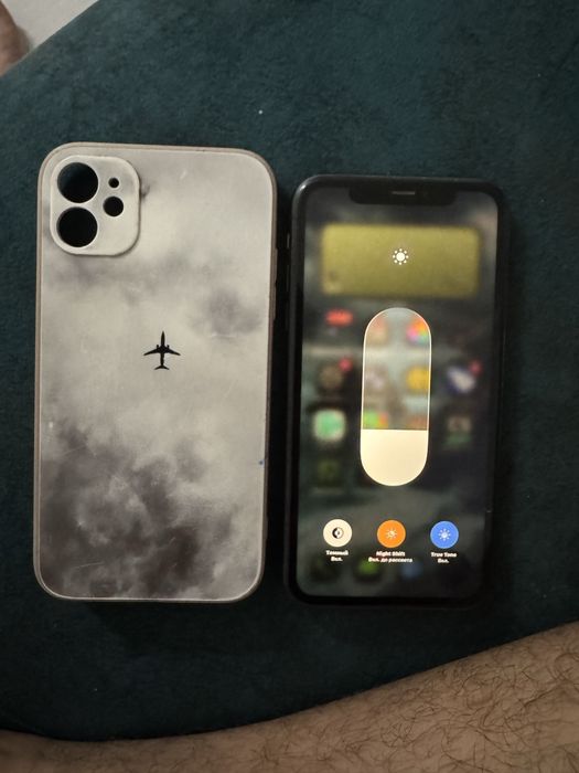 Айфон 11 128 гб идеал