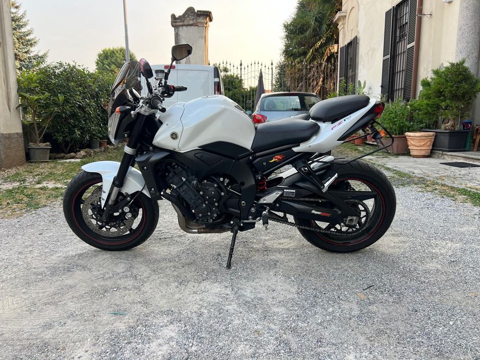 Yamaha Fz1  2014