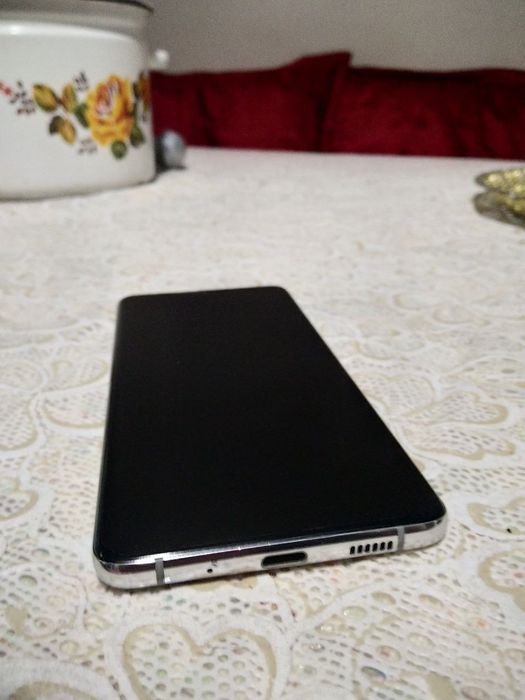 Samsung s 20 plus 12 256 gb