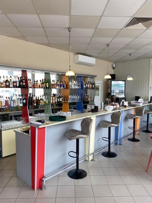 Продава се Магазин в Казанлък - 950 кв.м за 220 €/кв.м - Снимка #1