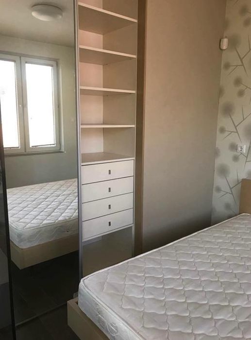 Дава се под наем Двустаен апартамент в Пловдив, Южен - 55 кв.м за 360 € - Снимка #3