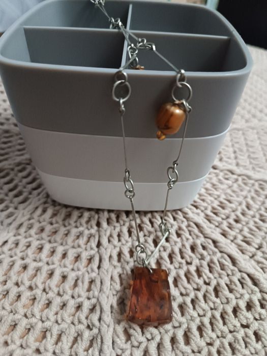 Продам подвеску с  Янтарем