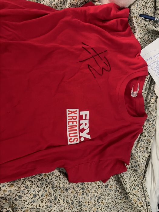 Tricou extrem de rar cu fryXremus cu semnatura lui