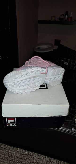 Мратонки фила 32 номер чисто нови!