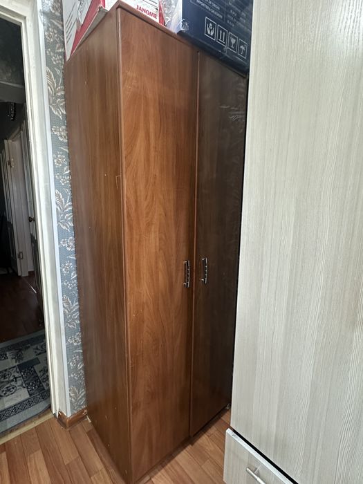 Шифонер сатылаты жақсы жағдайда.
