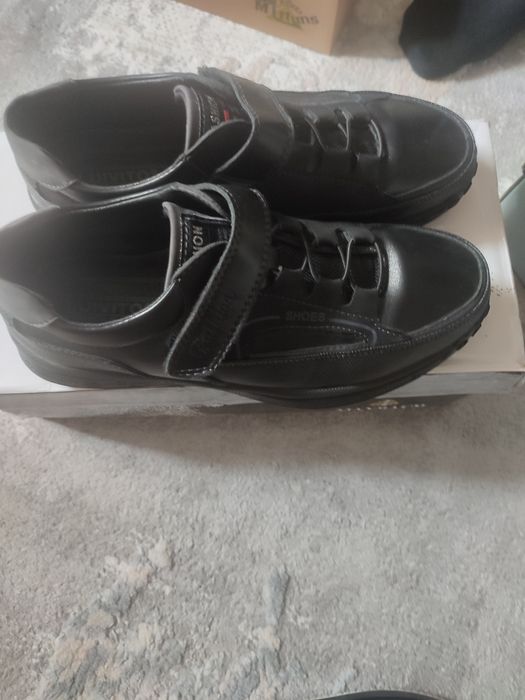 Продам обувь для подростка