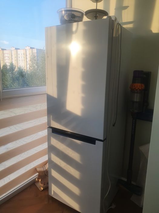 Холодильник Indesit DS 4160 W белый
