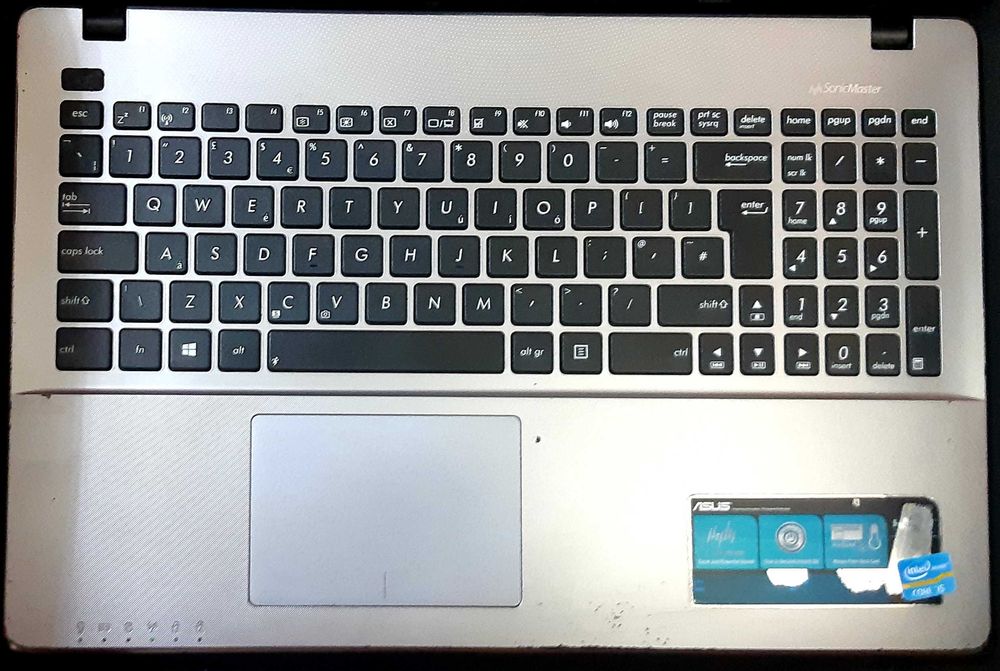 Ноутбук ASUS с SSD 500 GB