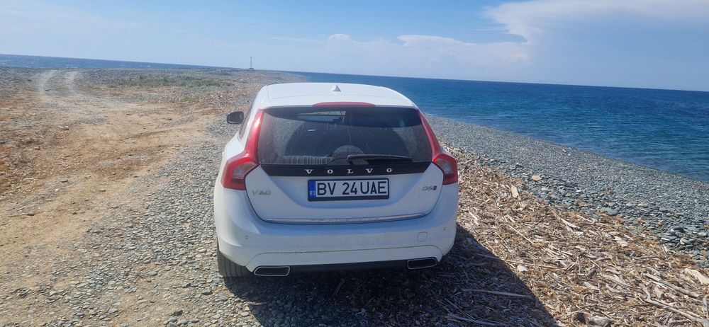 VOLVO V60 2016 — imagine 3