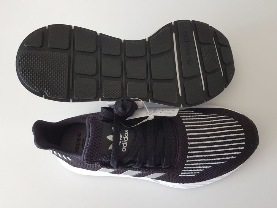 Adidas Swift Run J CQ2597 Originali