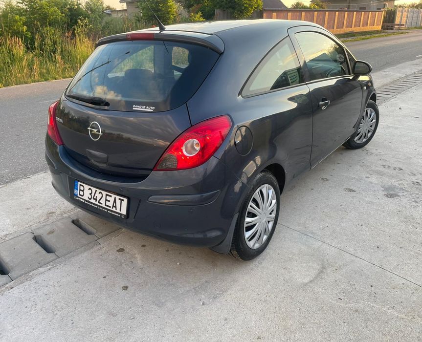 Vând schimb opel corsa d