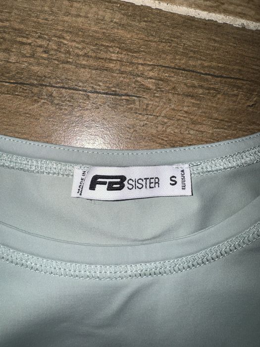H&M черна дънкена пола + подарък топ