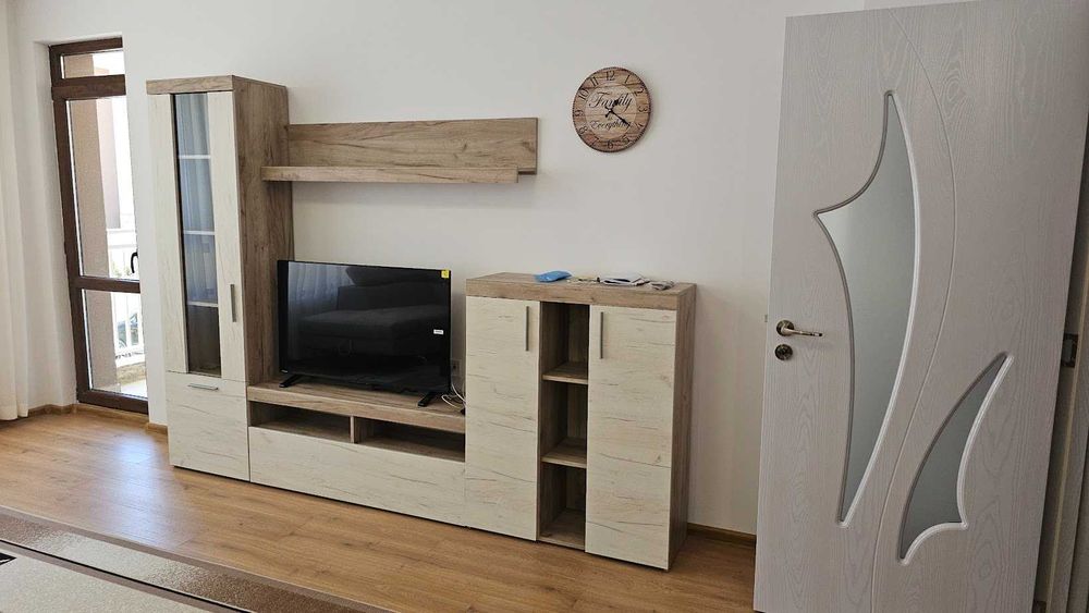 Дава се под наем Двустаен апартамент в Пловдив, Остромила - 70 кв.м за 460 € - Снимка #1