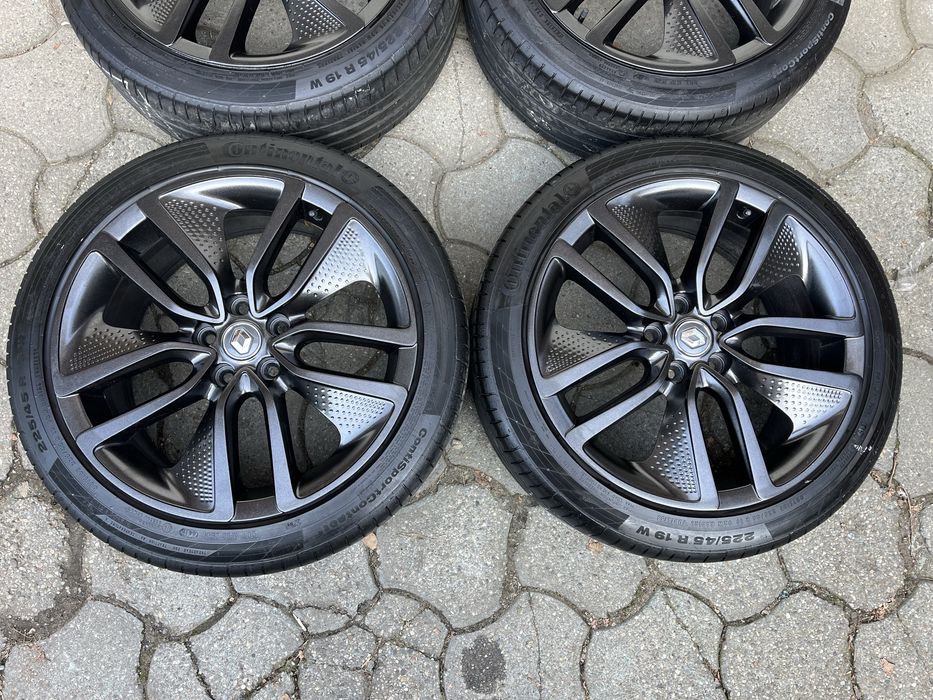 Jante aliaj 5x114.3mm, anvelope vara 225/45 R19 Renault Kadjar, Captur, Koleos, Nissan