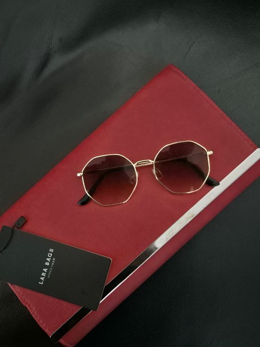 Poșetă elegantă roșie Lara Bags  model KIKA L