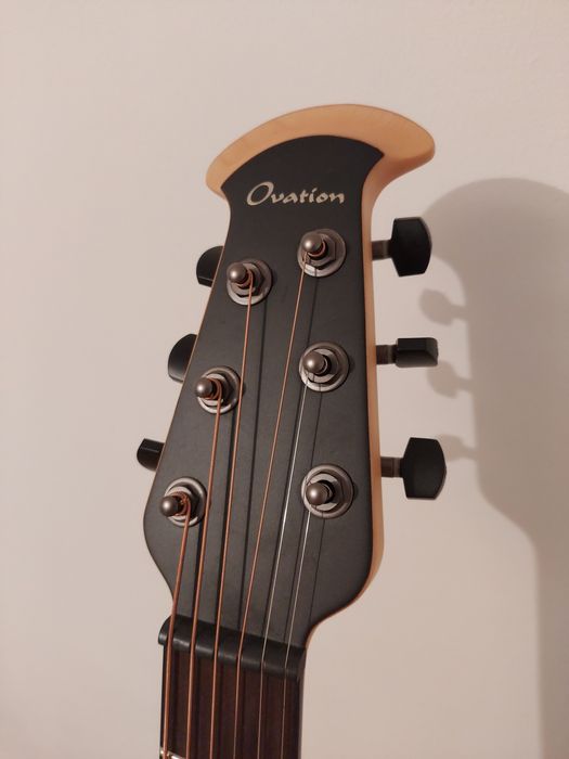 Электро-акустическая гитара Ovation
