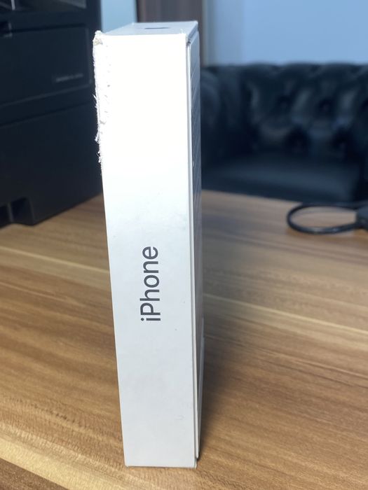 iPhone 15 • 128 GB • Black