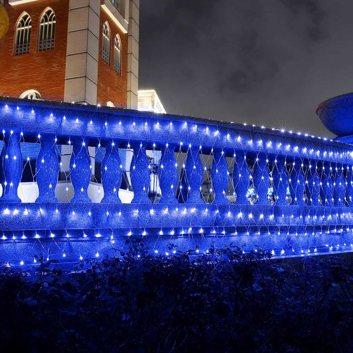 Коледни LED лампички "Мрежа" 150см х 150см студено синя светлина с 8 светлинни режима