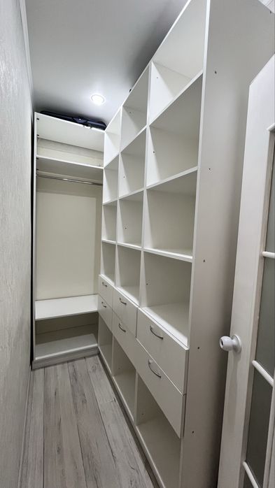 Продаётся гардеробная