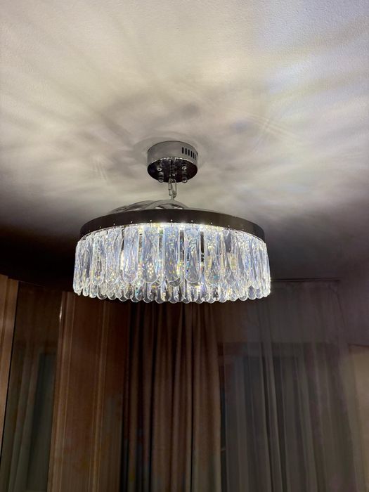 Продам хрустальные люстры      Шанырак