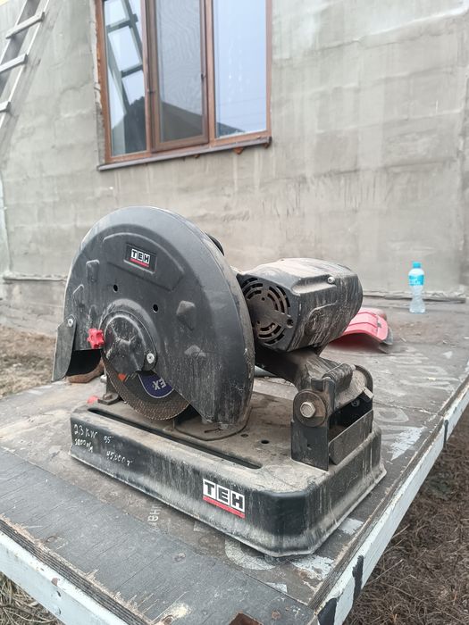 Торцовочная пила по металлу. Торцовка