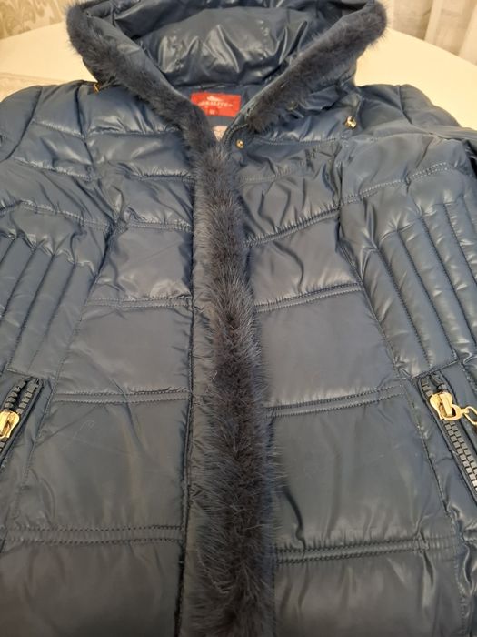 Продам пуховик зимний