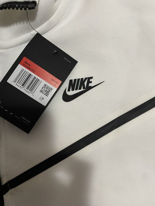 Hanorac Nike Tech