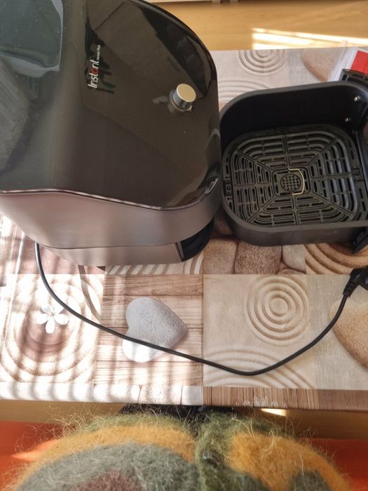 Instant Vortex PLUS ClearCook Air Fryer