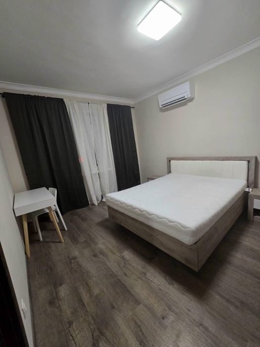 Дава се под наем Двустаен апартамент в София, Център - 76 кв.м за 800 € - Снимка #4
