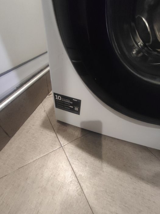 Продавам Пералня Haier HW B14939 9kg Гаранция