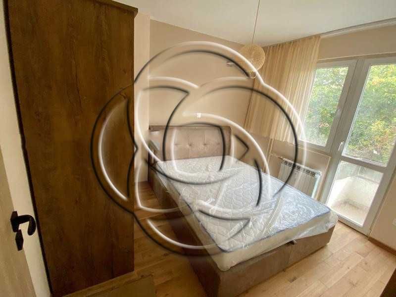 Дава се под наем Двустаен апартамент в София, Оборище - 60 кв.м за 550 € - Снимка #2