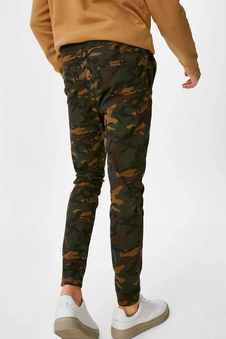 Pantaloni C&A marimea L