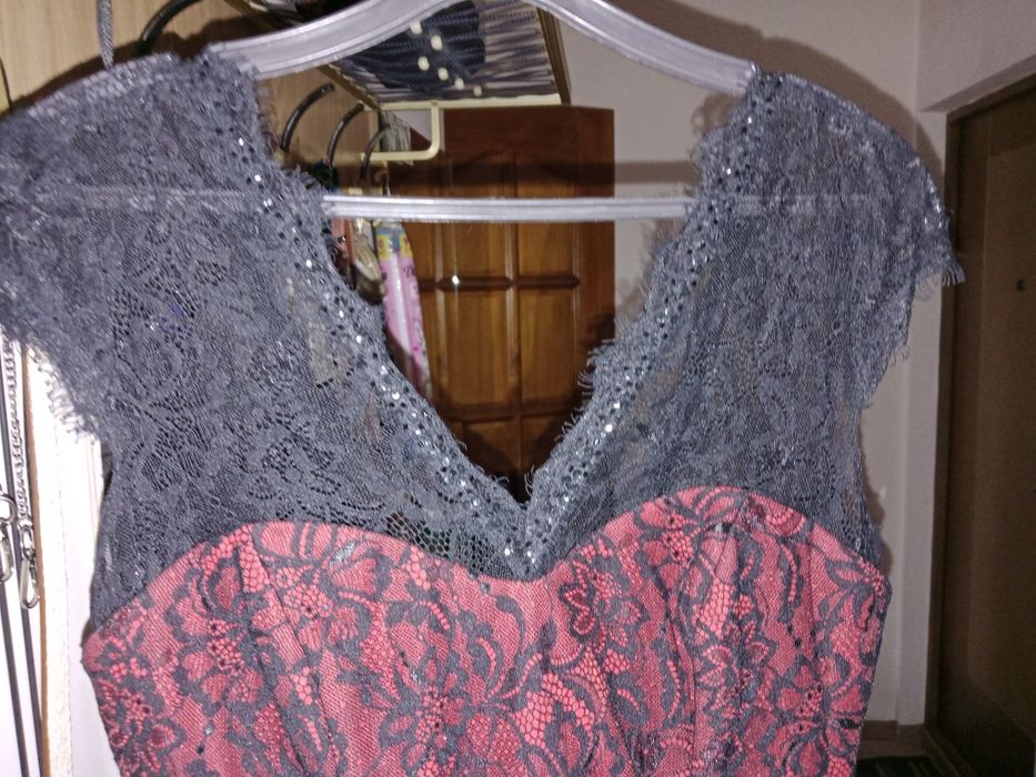 Продам платье в отличном состоянии