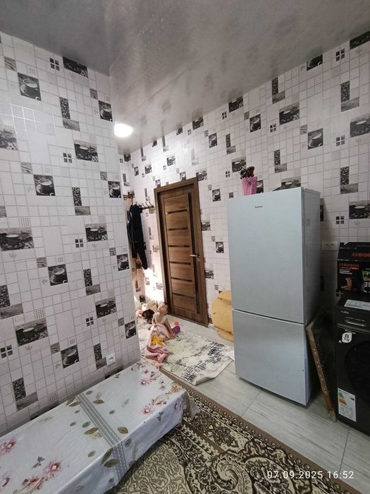 Участка сотилади 6 сотих