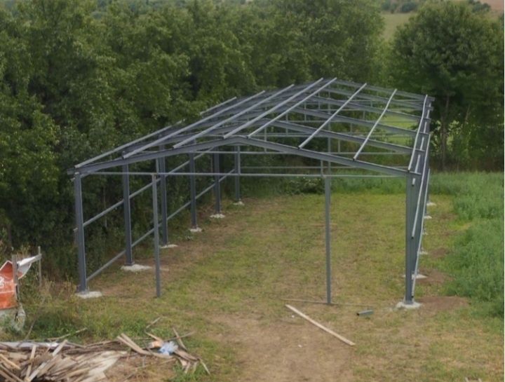 Fac hale metalice pe baza de comanda