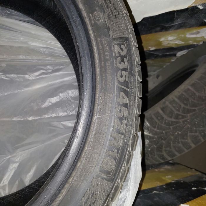 Продам шины Doublestar 235/45ZR18